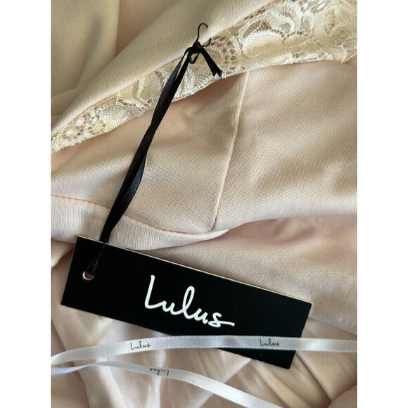 NWT Lulus V-Neck Adjustable Strap Open Lace Back Fishtail Hem Dress Women Sz XL - Picture 9 of 12